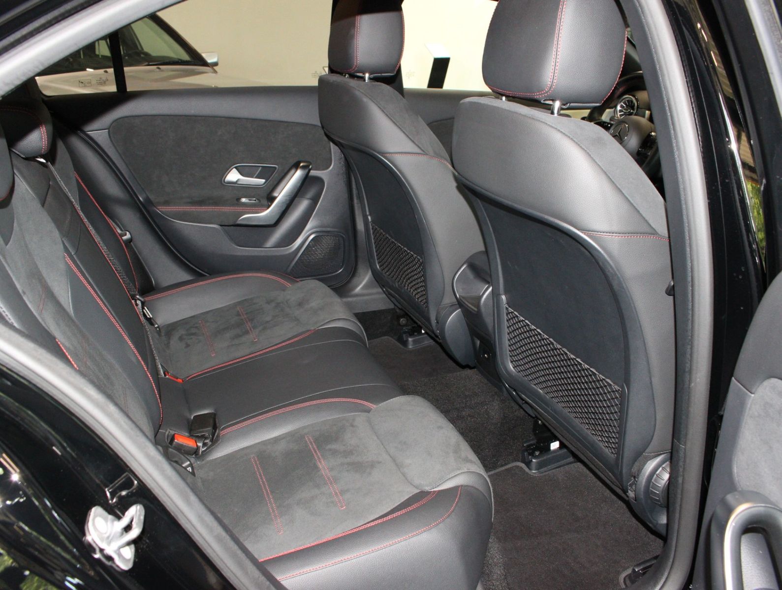 Fahrzeugabbildung Mercedes-Benz A 200 AMG Line Limo*Widescreen*Ambiente*Kamera