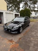 Mercedes-Benz E 220 BlueTEC T BlueEFF. Edition Autom. Edition - Mercedes-Benz E 220 Gebrauchtwagen in Frankfurt