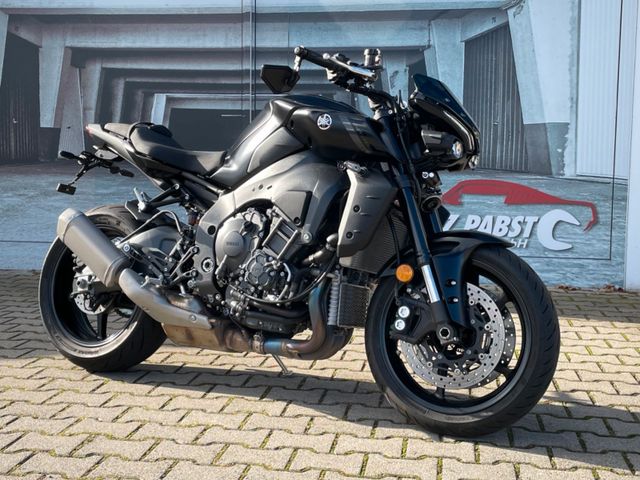 Yamaha MT 10 THE DARK SIDE