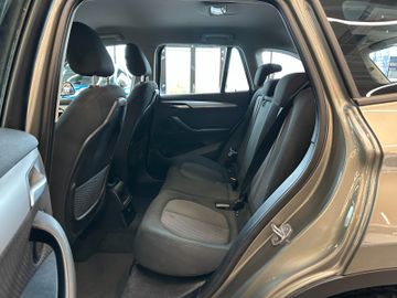 MYAUTOCENTER – Gebraucht- und Jahreswagen mit Werkstattservice in Pfaffenhofen BMW X1 xDrive 20 i *Kamera*Klima*SHZ*Navi*Bluetooth*