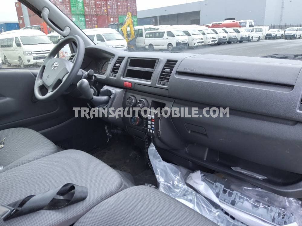 Toyota Hiace STANDARD ROOF -EXPORT OUT EU imagem 2