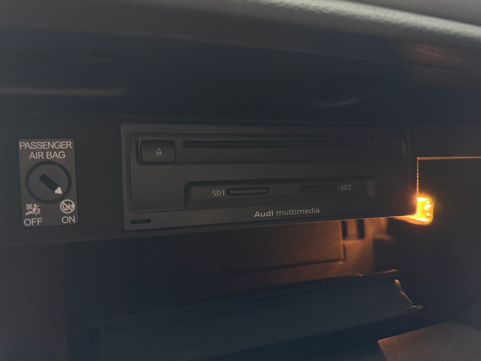 Fahrzeugabbildung Audi A3 1.4 TFSI Sportback Ambition Navi Xenon SHZ