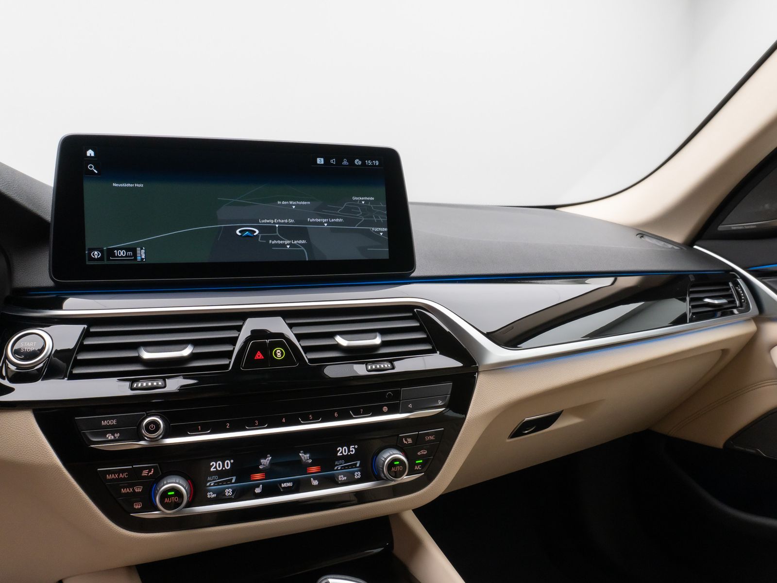 Fahrzeugabbildung BMW 530e Laser 360° HUD DAB H/K Komfort Alarm Sport