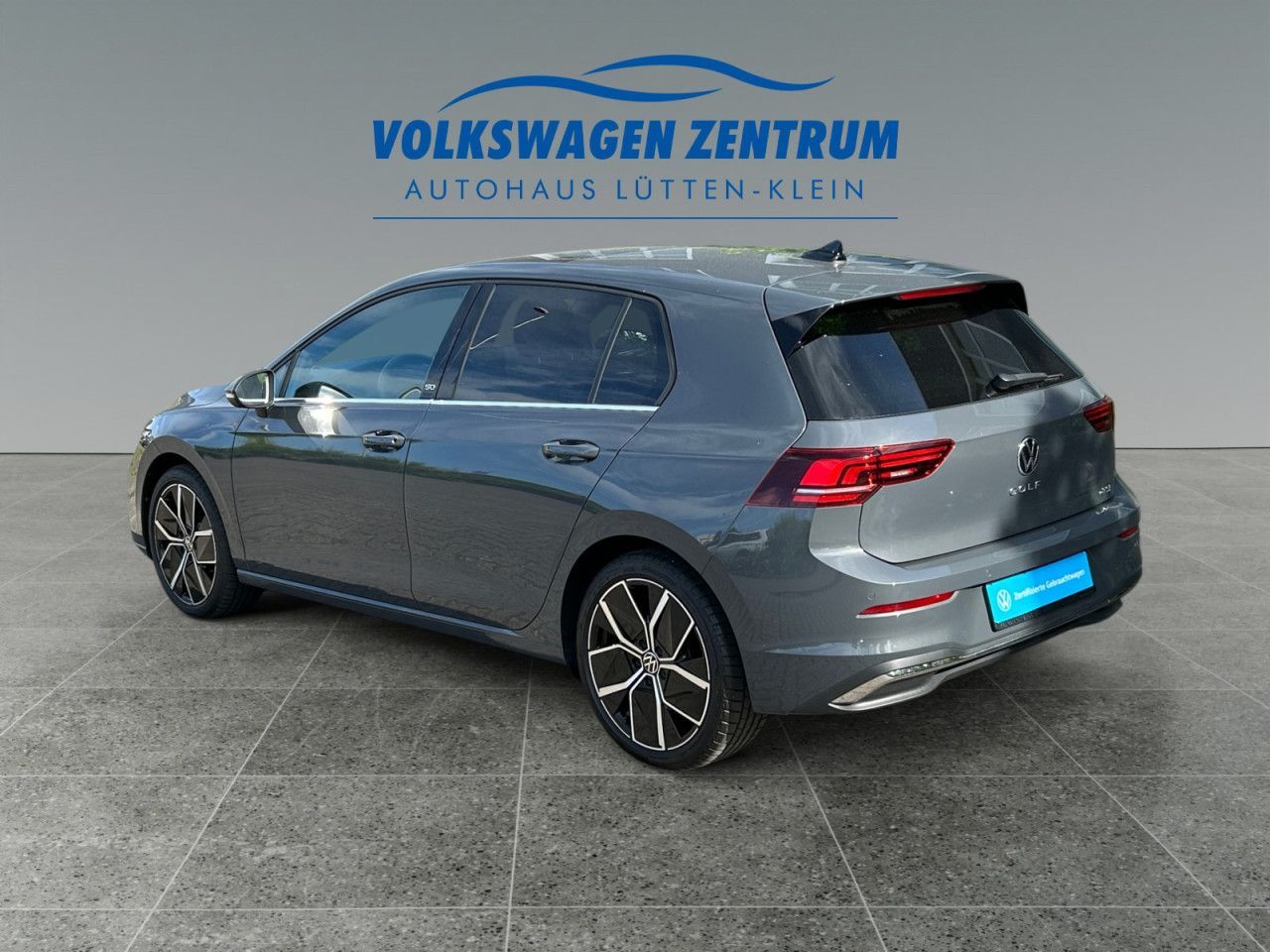 Volkswagen Golf VIII 1.5 TSI DSG Edition 50,PANO DCC HUD foto 4