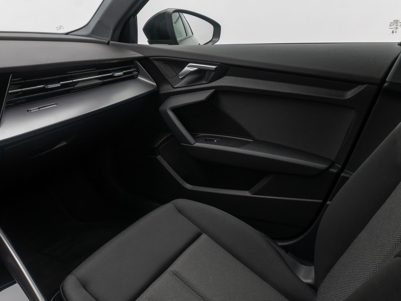 Fahrzeugabbildung Audi A3 30 TFSI S tronic Sportback PDC DAB FahrAssist