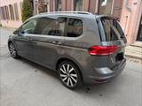 Volkswagen Touran 1.4 TSI DSG Highline Highline - gebrauchte Vans in Ludwigshafen