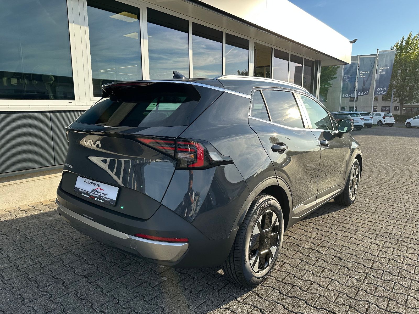 Fahrzeugabbildung Kia Sportage 1.6 T-GDI Vision DCT KOM