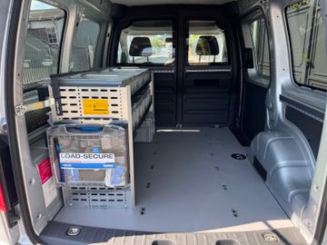 Volkswagen Caddy - 11
