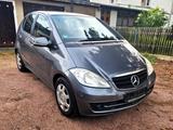 Mercedes-Benz A 160 BlueEFFICIENCY - Navi Sitzhzg TÜV 1.Hand - Mercedes-Benz A 160 in Dresden