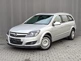 Opel Astra 1.6 Innovation Bi-XENON|TEMPO|KEYLESS|NAVI - Opel Astra aus 2010: 1.6