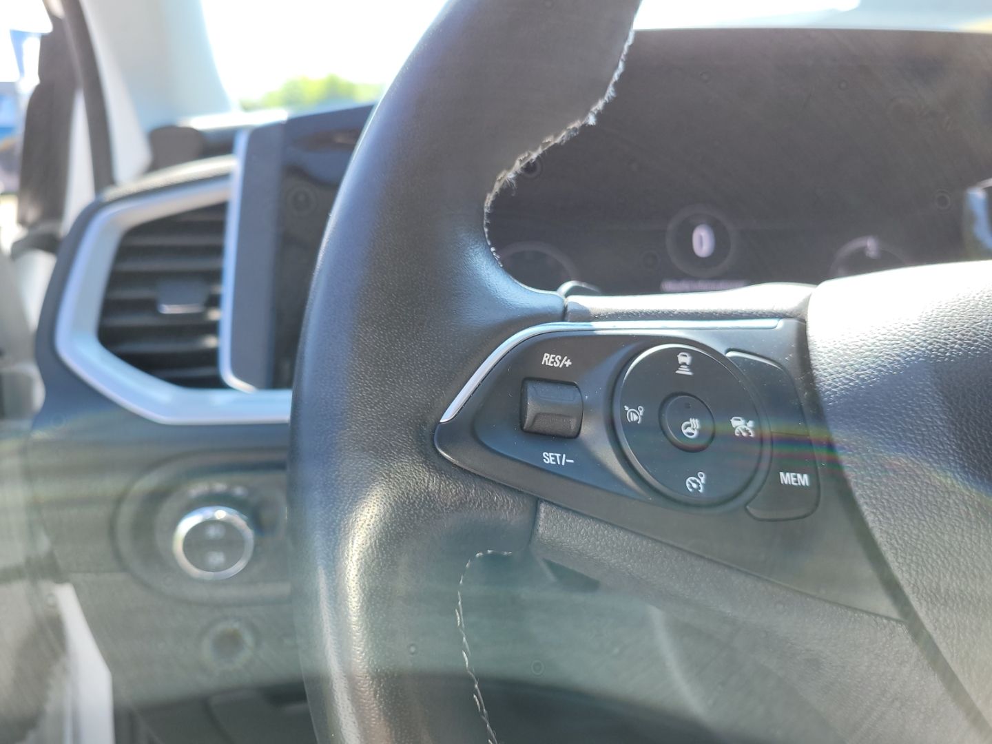 Fahrzeugabbildung Opel Grandland GS Line mit SHZ+LHZ+Kamera+AHK
