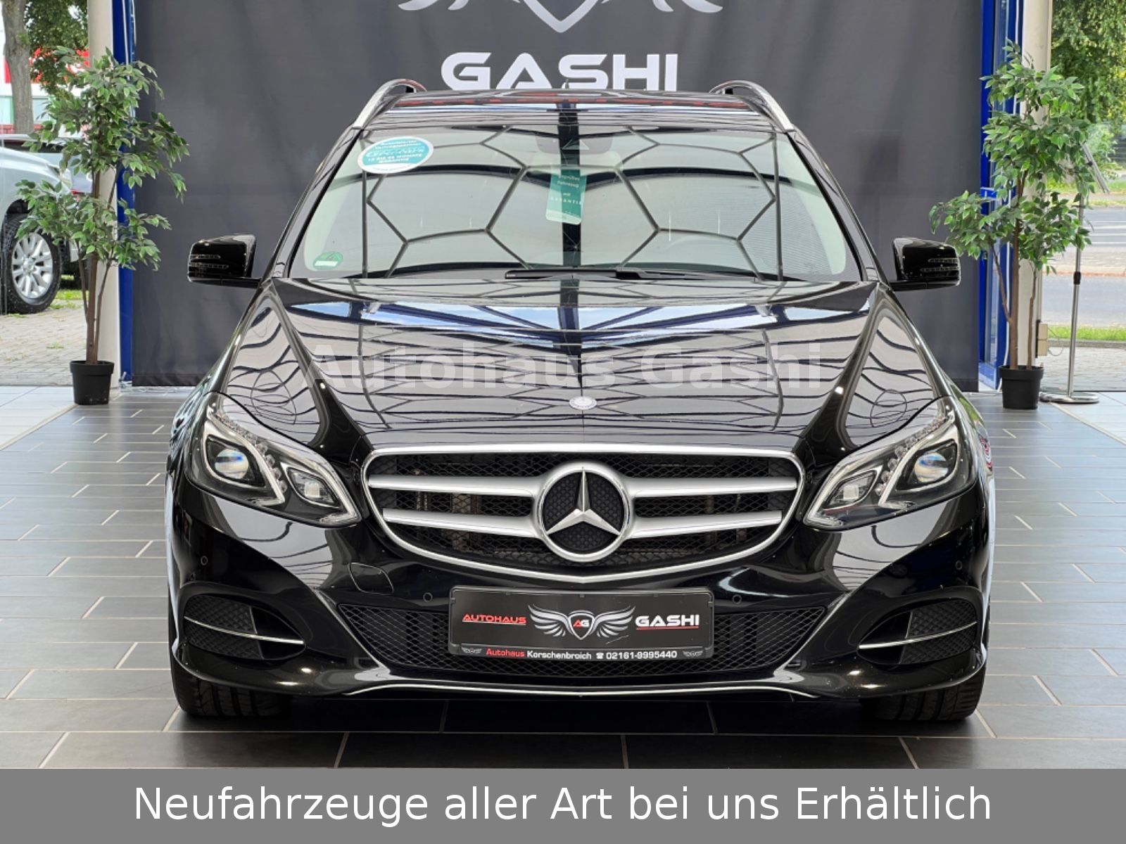 Fahrzeugabbildung Mercedes-Benz E 300 T BlueTEC Avantgarde*9-G*Euro6*LED*AHK*SHZ