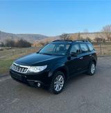 Subaru Forester 4x4 *TÜV Neu* *AHK* *Top Z... - gebrauchte Subaru Forester aus dem Jahr 2012