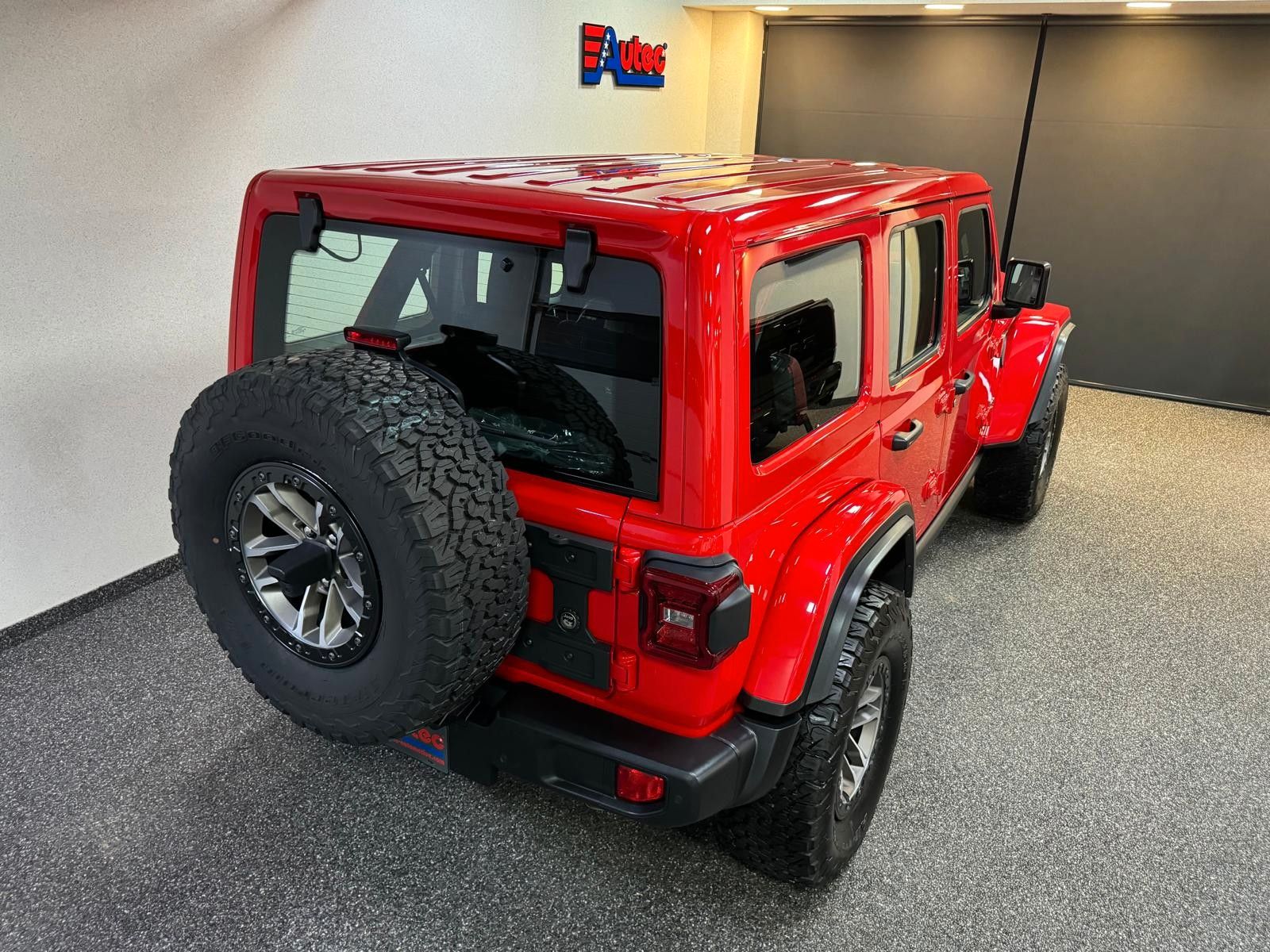 Fahrzeugabbildung Jeep VORFÜHRWAGEN RUBICON 392-6.4L V8-35"-STEEL BPR