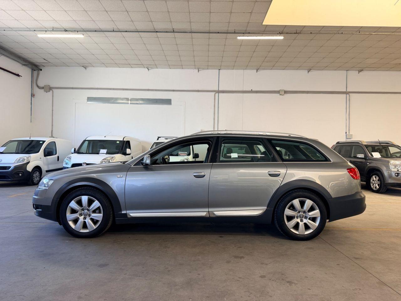 Audi A6 Allroad 3.0 V6 233ch - Sièges cuir chauffants - Carnet entretien - Non fumeur - Bluetooth