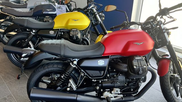 Moto Guzzi V7 IV Stone E5