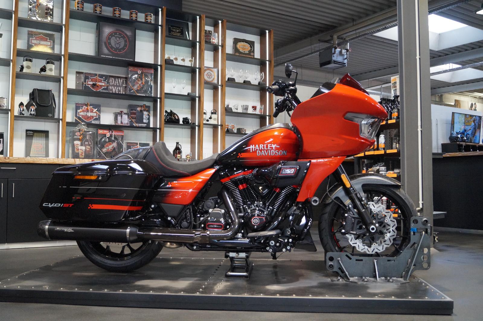 Harley-Davidson CVO ROAD GLIDE ST 2026 Screamin´Eagle FLTRXST