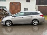 Toyota Auris Touring Sports 2,0-l-D-4D S/S Comfort - Toyota Auris Touring Sports mit Diesel-Antrieb