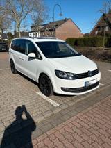 Volkswagen Sharan 2.0 TDI SCR 135kW DSG 4MOT BMT Highli... - weiße Volkswagen Sharan