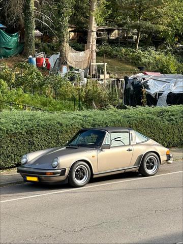 Porsche 911 targa SC 3.0