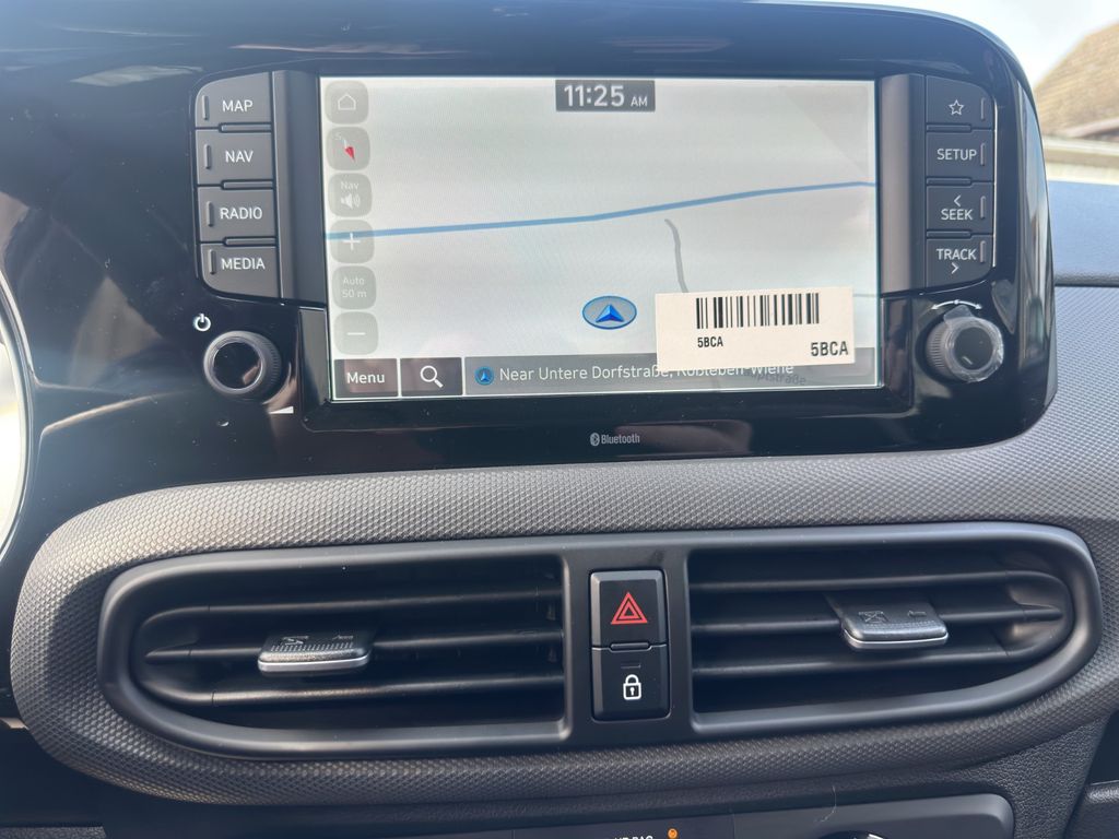 Hyundai i10 1.0 AUTOMATIK TREND + NAVIGATION