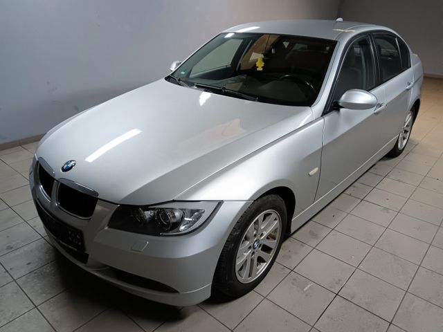 BMW 318 Baureihe 3 Lim. 318i