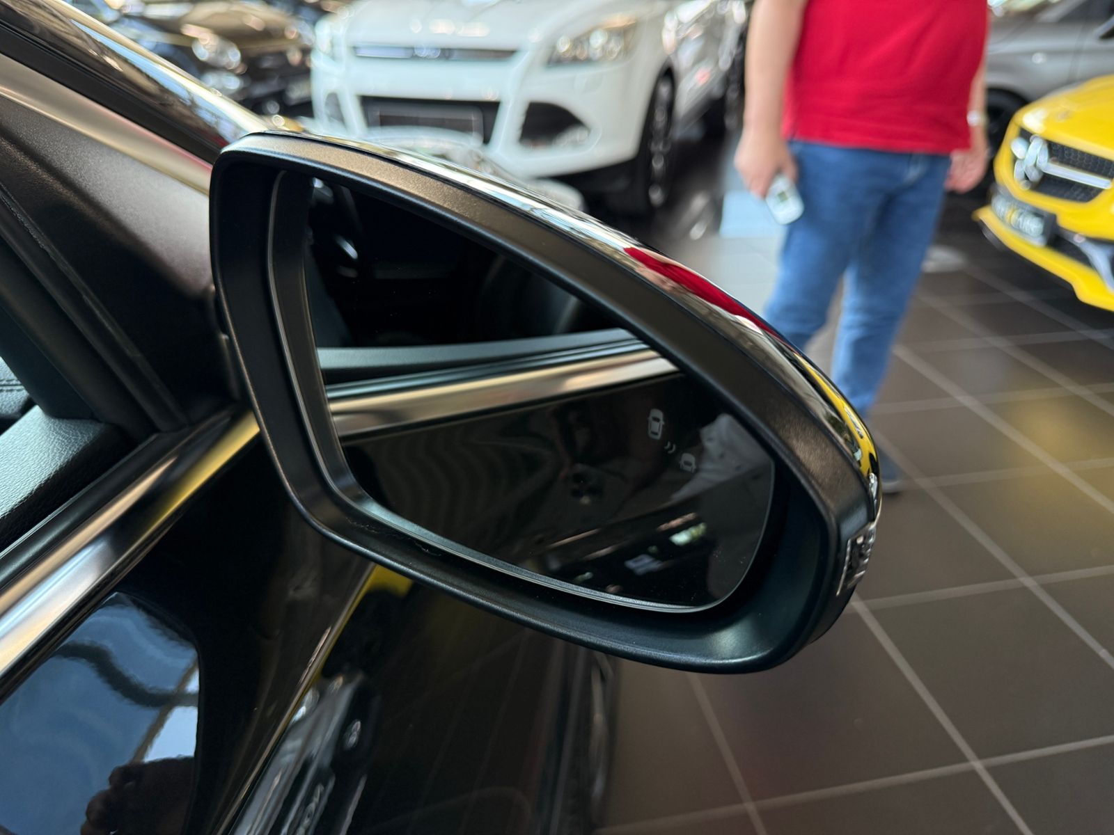 Fahrzeugabbildung Kia XCeed Platinum Edition PANO JBL LED