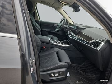 BMW X5 - 11