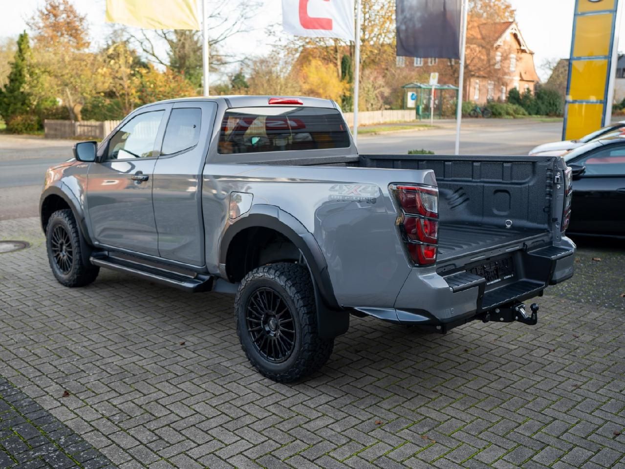 Fahrzeugabbildung Isuzu D-Max Space Cab V-CROSS für Wohnkabine