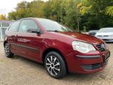Volkswagen Polo IV Tour PDC KLIMA CD - Volkswagen Polo Tour mit Benzin-Antrieb