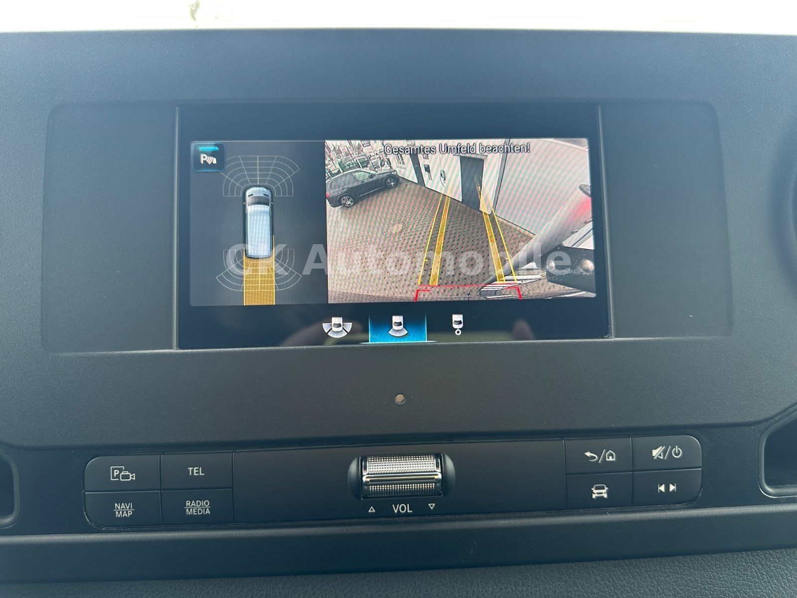 Fahrzeugabbildung Mercedes-Benz Sprinter III Mixto 319CDI V6 RWD /Autom./5 Sitze