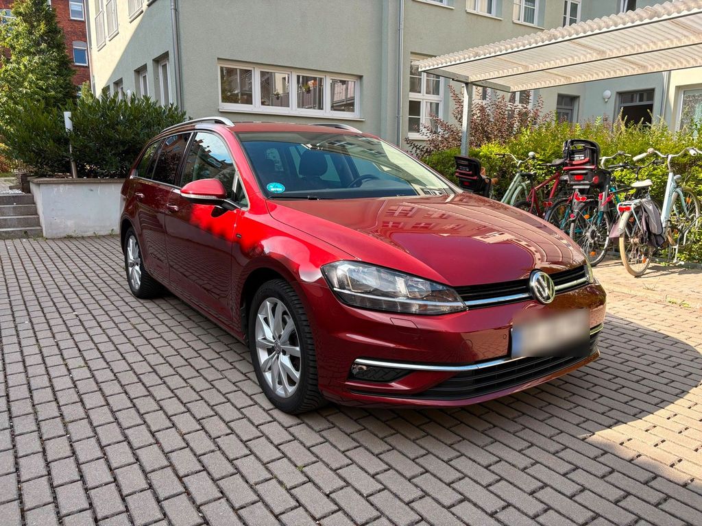Image of Volkswagen Golf
