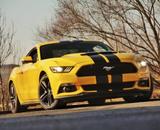 Ford Mustang 2.3 EcoBoost - - : Coupe, Gelb
