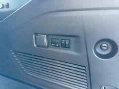 CHEVROLET Suburban 5.3l V8 Premier 4x4*LED*Panodach