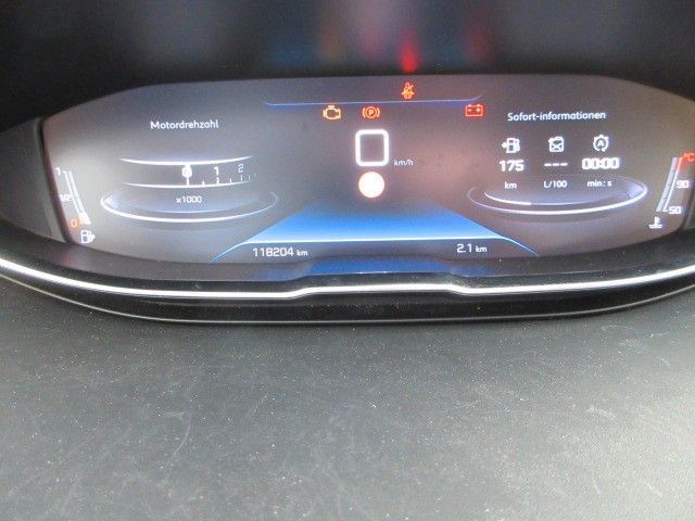 Fahrzeugabbildung Peugeot 5008 Basis 1.5D LED/AHK/PDC/TEMPOMAT