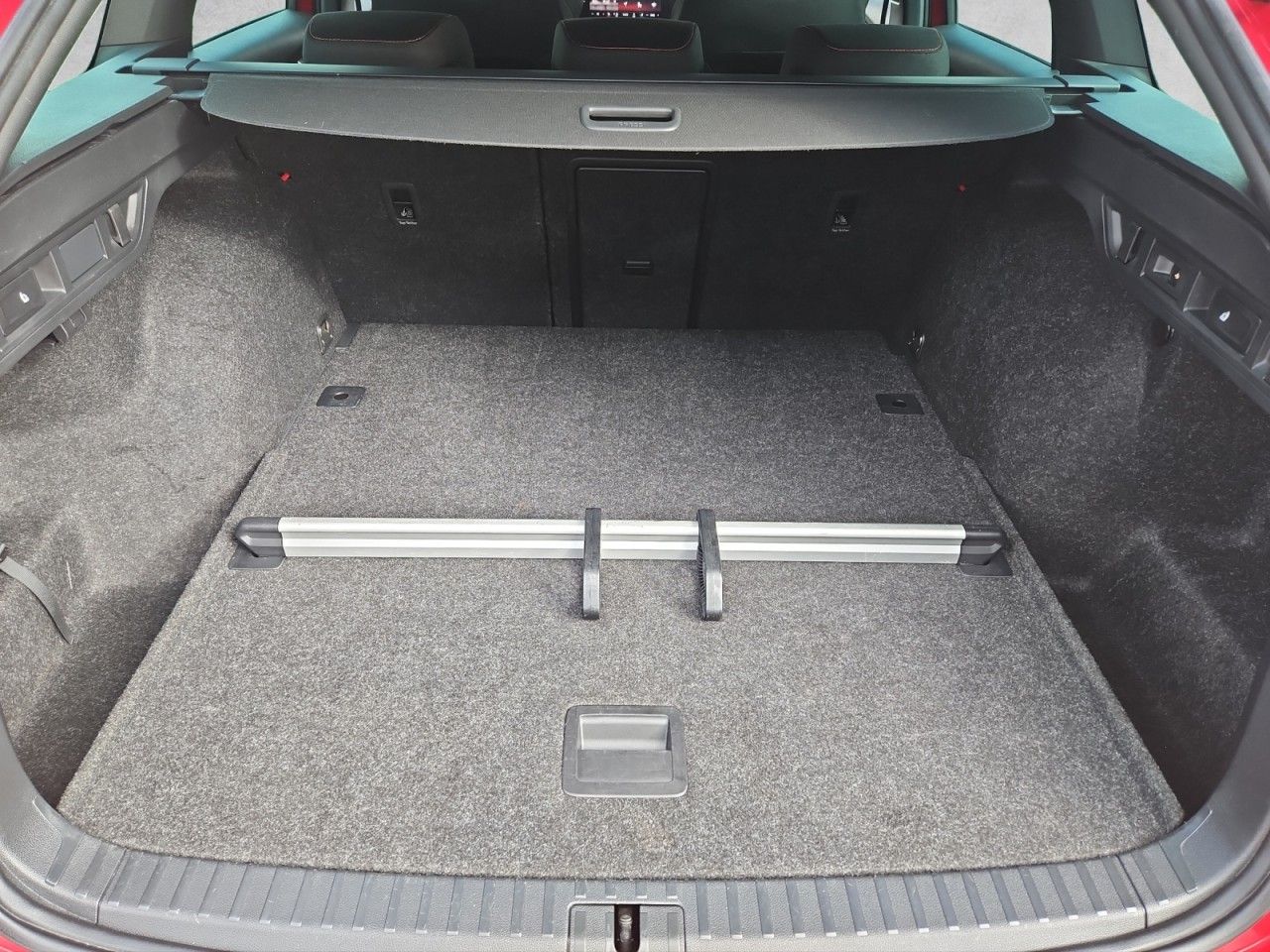 Fahrzeugabbildung SKODA Octavia Combi RS,AHK,Matrix,Navi,SHZ,Panorama