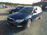 Skoda Superb Combi Elegance - Skoda Superb aus 2010: Kombi
