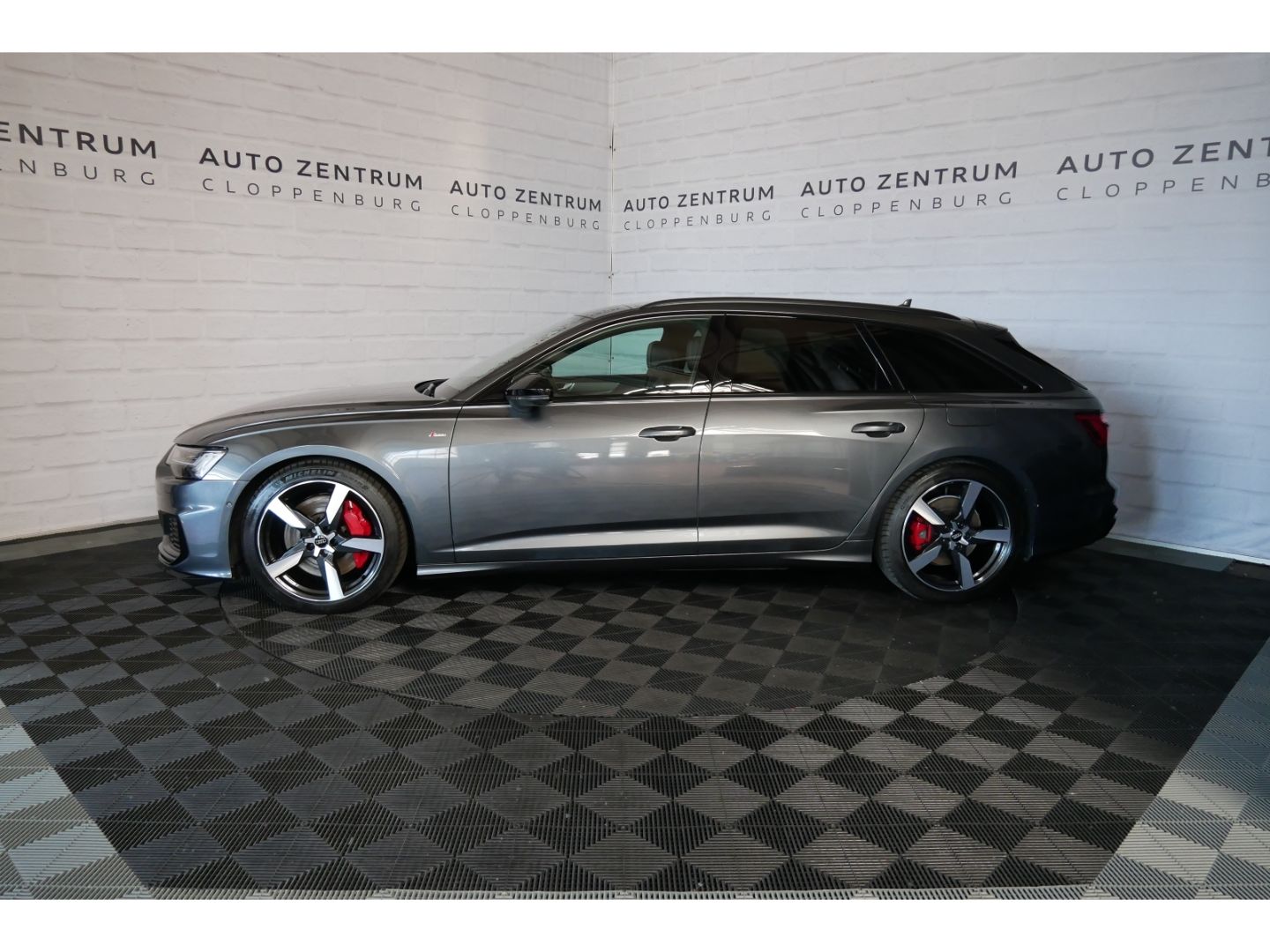 Audi A6 55 TFSI e q S line Pano+LED+Navi+HUD+AHK+20'' imagem 2