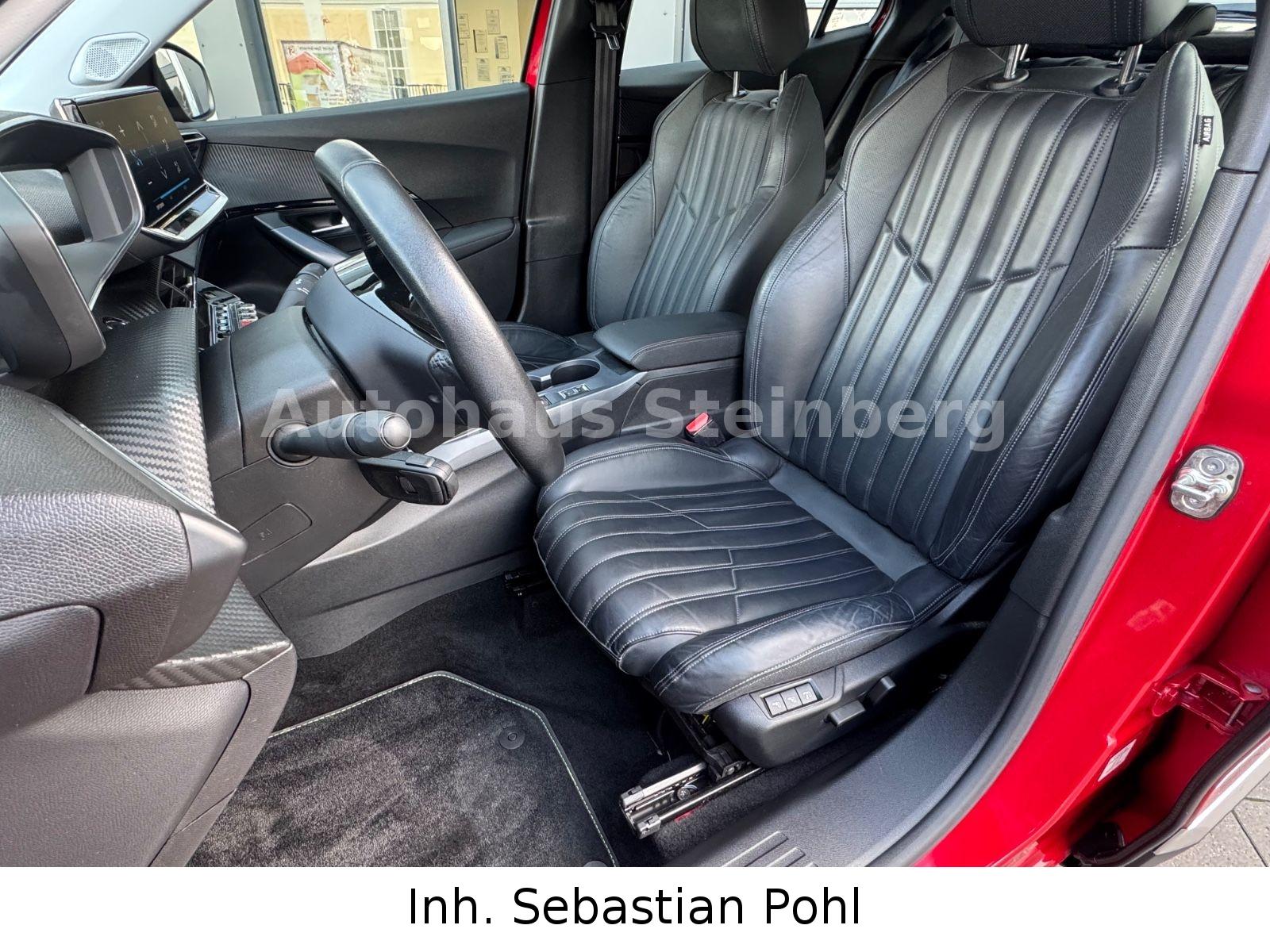 Peugeot 2008 Allure*LED*APP*NAVI*LEDER*1.HAND