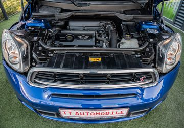 Fahrzeugabbildung MINI Cooper S Countryman|PANO|CHILI