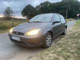 Ford Focus 1.6 Ambiente Ambiente - gebrauchte Ford Focus aus dem Jahr 2002
