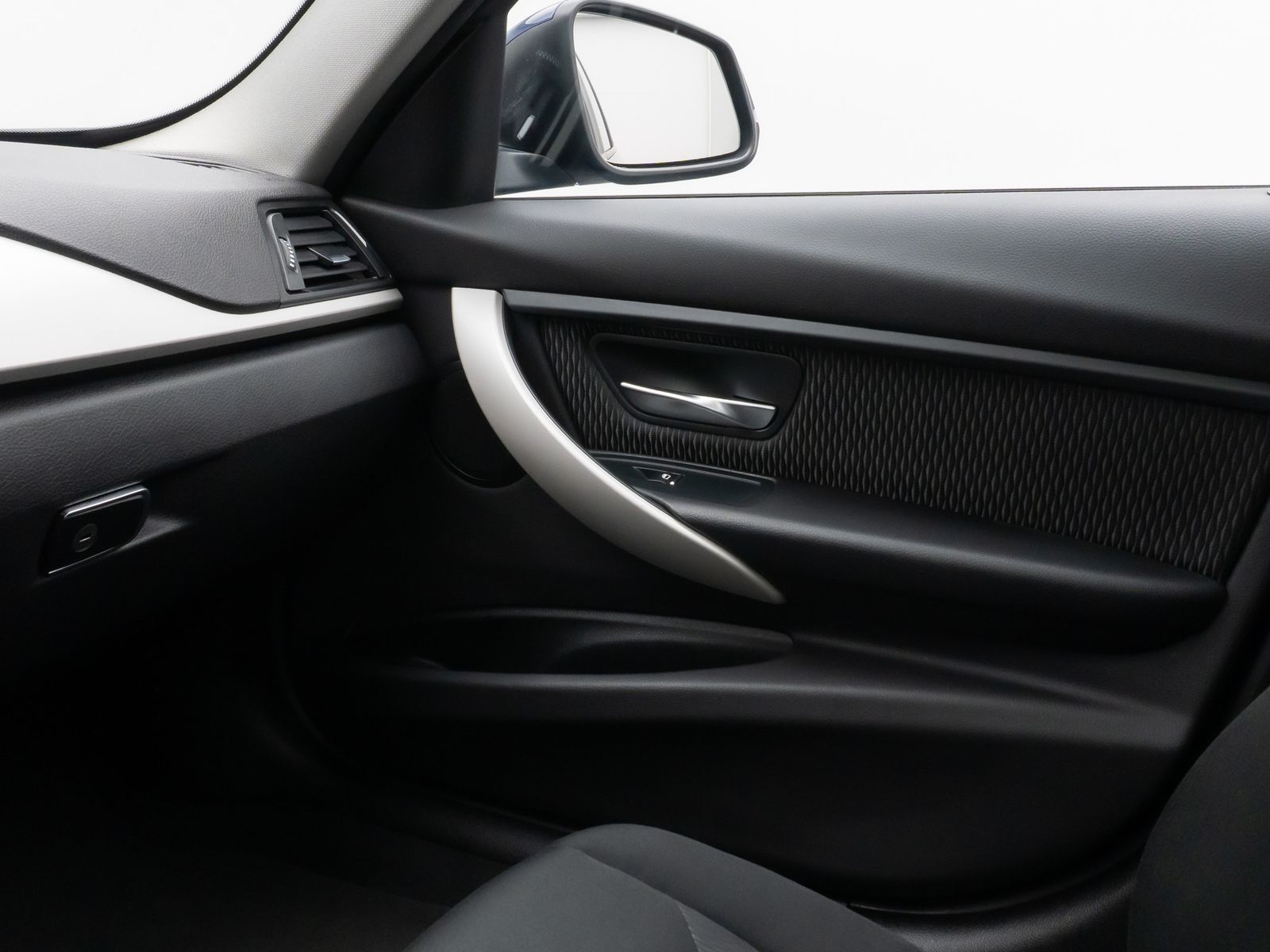 Fahrzeugabbildung BMW 320d xD Advantage Panorama Lordos AHK PDChint.