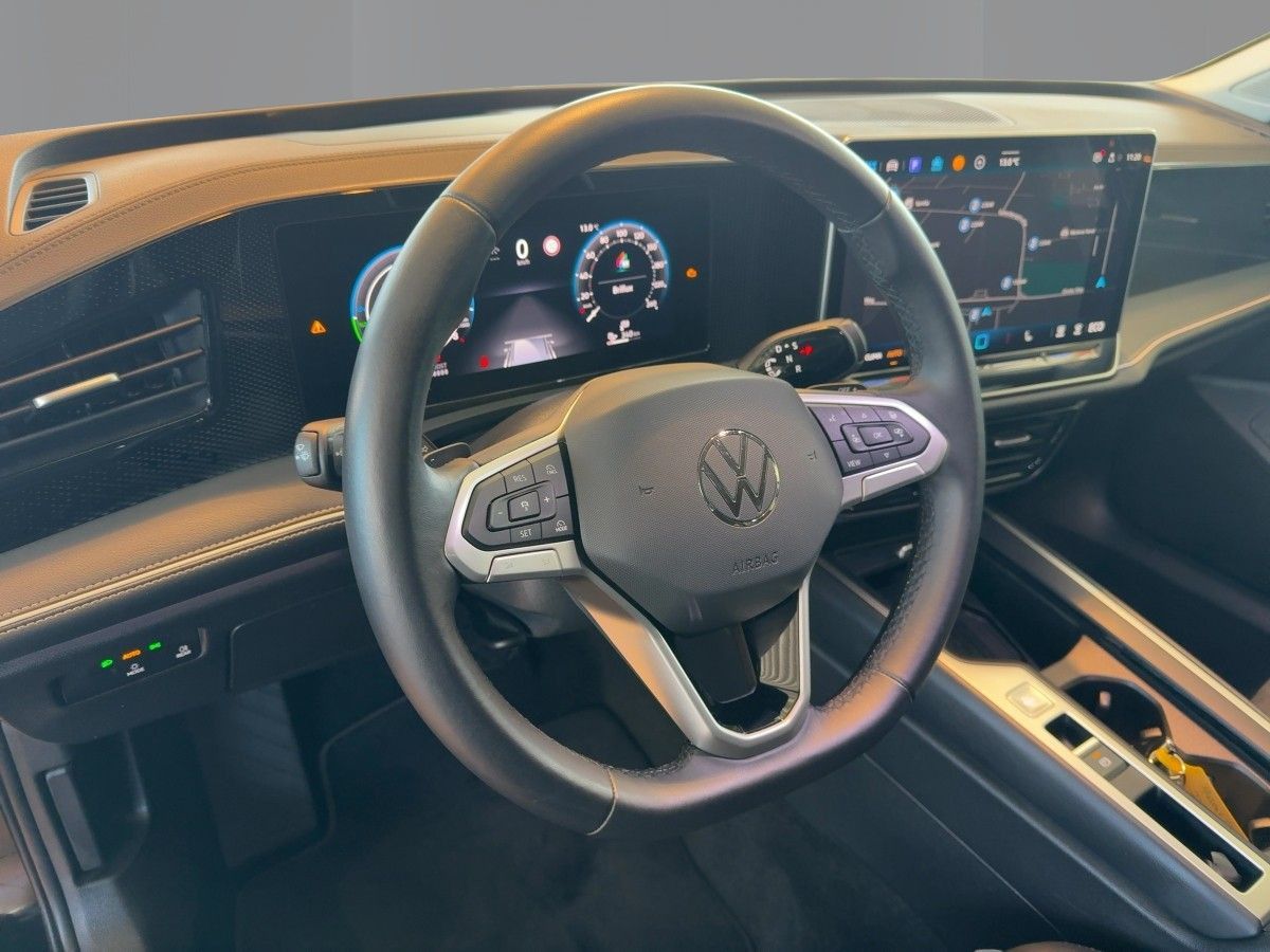 Volkswagen Passat - Bild 13