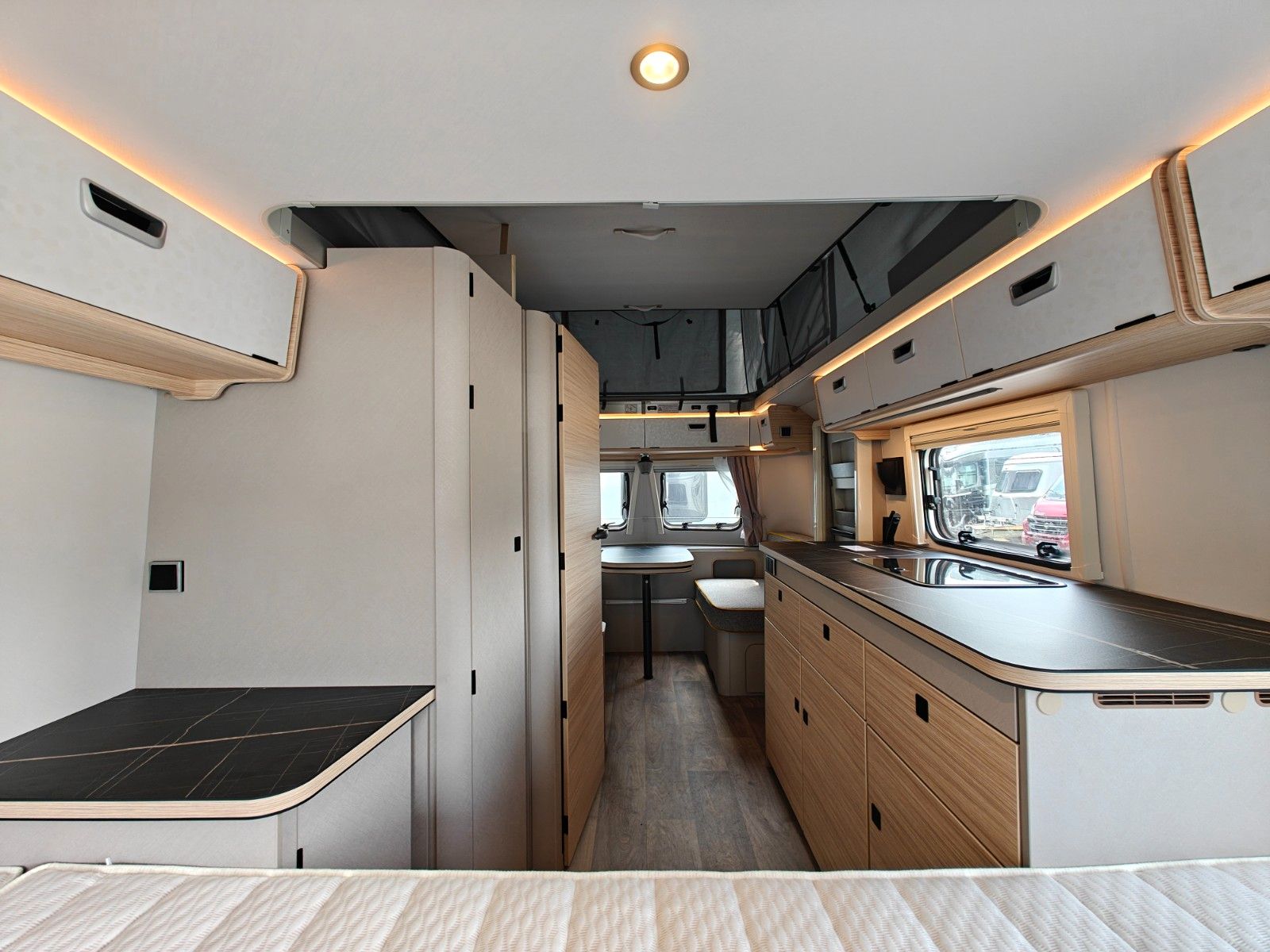 Fahrzeugabbildung HYMER / ERIBA / HYMERCAR Touring 630 Urban SD - JETZT 4.794€ SPAREN !