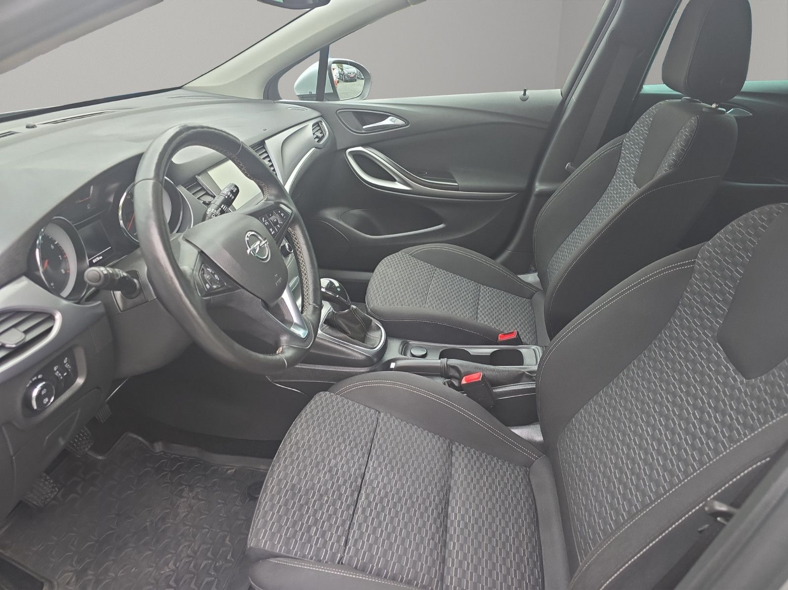 Fahrzeugabbildung Opel Astra K Sports Tourer Business/Lenkradheizung/