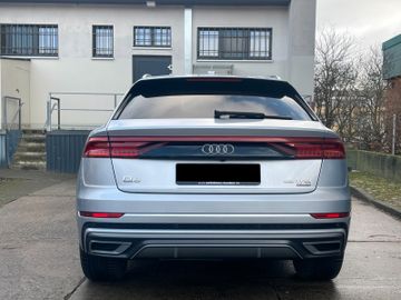 Audi Q8 - 6