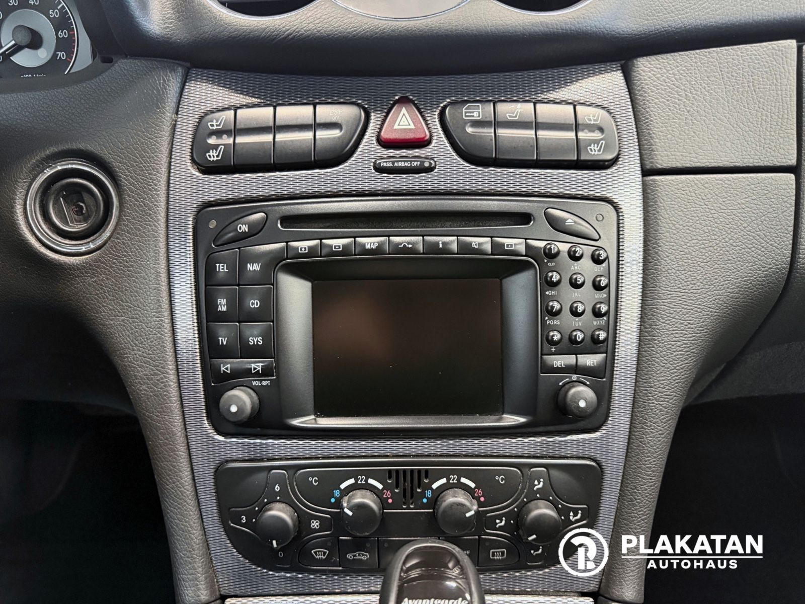 Fahrzeugabbildung Mercedes-Benz CLK 200 Cabrio Leder Memory Bi-Xenon MB-Service