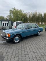 Mercedes-Benz Mercedes w123 300d - Mercedes-Benz 300 in Dortmund