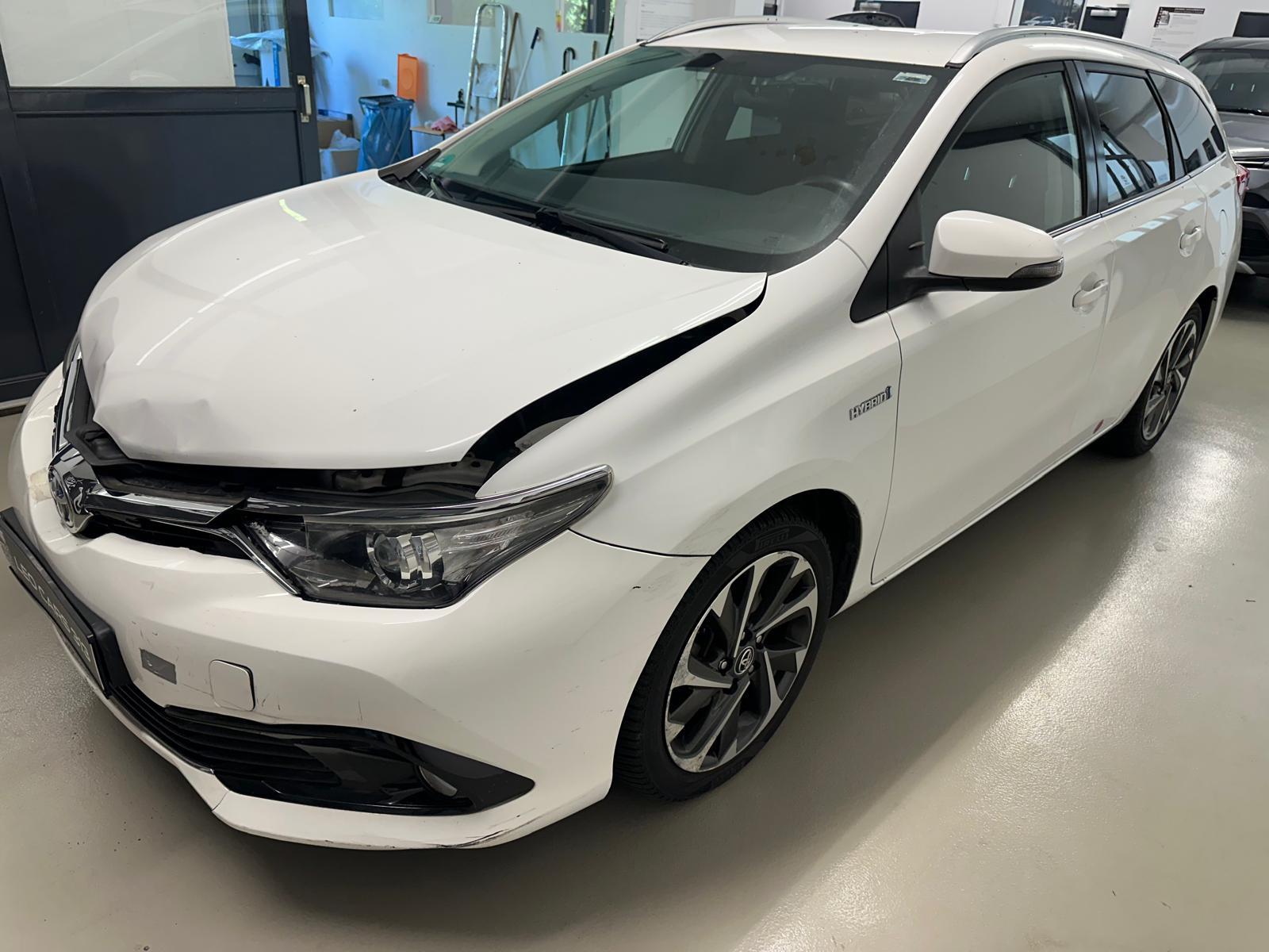 Toyota Auris Touring Sports 1,8 Hybrid Design Edition