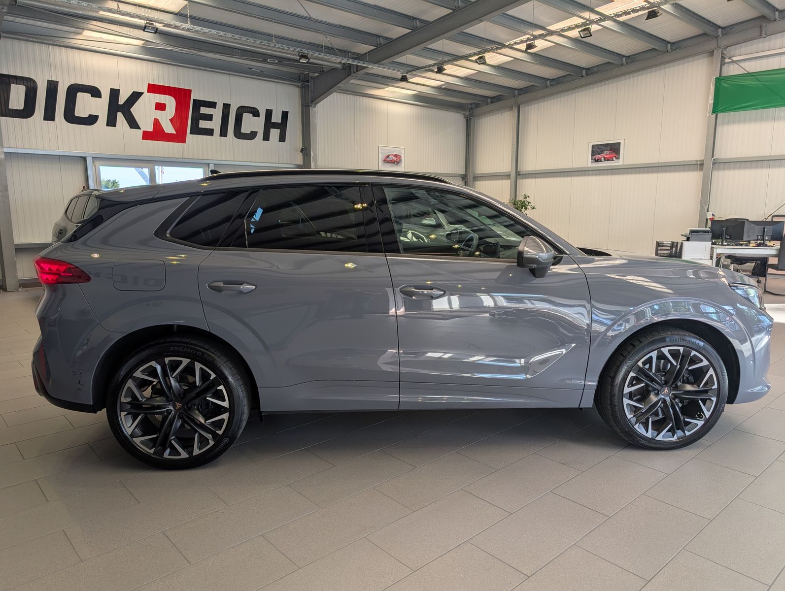 Fahrzeugabbildung CUPRA Terramar 2.0 VZ 4D Drive-XL HUD Matrix Pano 20"